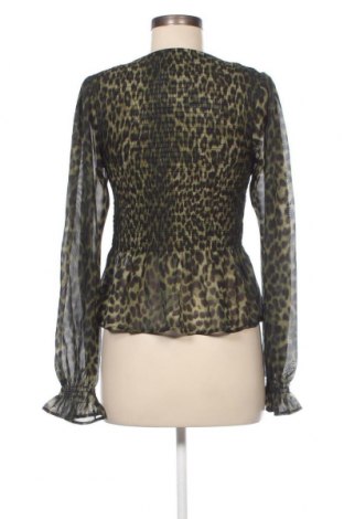 Дамска блуза Envii, Размер M, Цвят Зелен, Цена 14,40 лв.