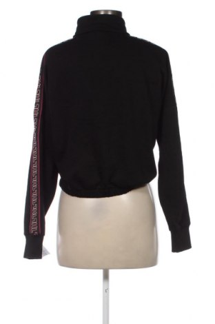Γυναικεία μπλούζα FILA, Μέγεθος S, Χρώμα Ασημί, Τιμή 27,15 €