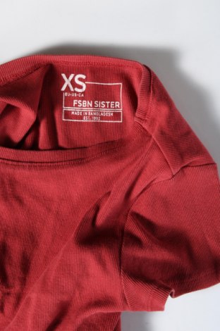 Дамска блуза Fb Sister, Размер XS, Цвят Червен, Цена 19,40 лв.