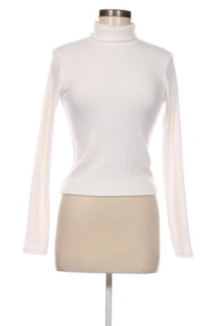 Γυναικεία μπλούζα Fb Sister, Μέγεθος M, Χρώμα Λευκό, Τιμή 4,11 €