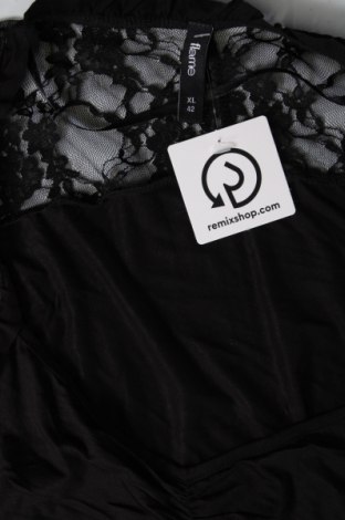 Γυναικεία μπλούζα Flame, Μέγεθος XL, Χρώμα Μαύρο, Τιμή 5,99 €