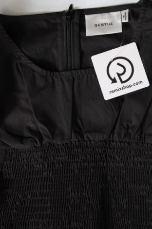 Γυναικεία μπλούζα Gestuz, Μέγεθος S, Χρώμα Μαύρο, Τιμή 39,43 €