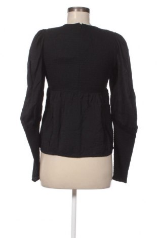 Γυναικεία μπλούζα Gestuz, Μέγεθος XS, Χρώμα Μαύρο, Τιμή 41,75 €