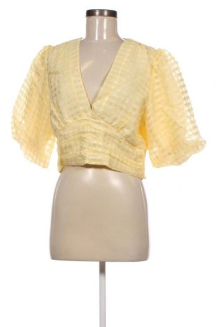 Дамска блуза Gina Tricot, Размер L, Цвят Жълт, Цена 12,00 лв.