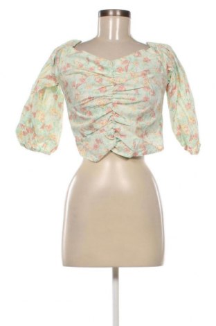 Γυναικεία μπλούζα Gina Tricot, Μέγεθος M, Χρώμα Πολύχρωμο, Τιμή 6,60 €