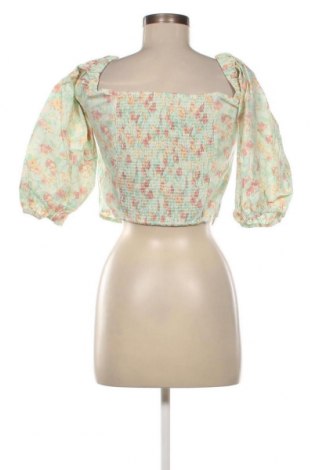 Γυναικεία μπλούζα Gina Tricot, Μέγεθος M, Χρώμα Πολύχρωμο, Τιμή 6,60 €