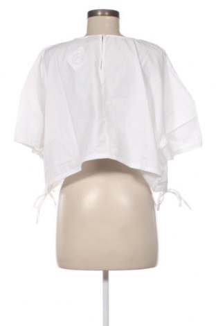 Γυναικεία μπλούζα Gina Tricot, Μέγεθος XL, Χρώμα Λευκό, Τιμή 20,62 €