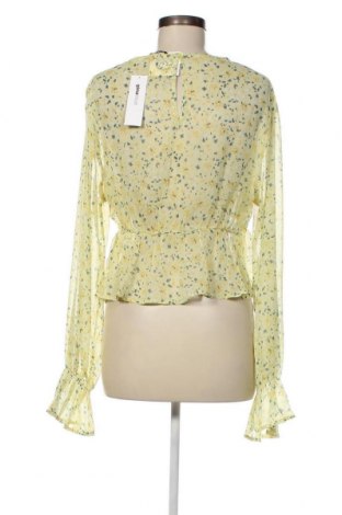 Дамска блуза Gina Tricot, Размер L, Цвят Жълт, Цена 12,00 лв.