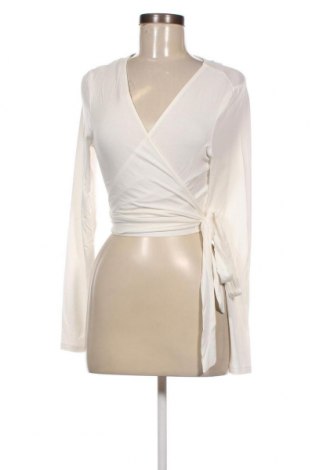 Дамска блуза Glamorous, Размер L, Цвят Бял, Цена 18,00 лв.