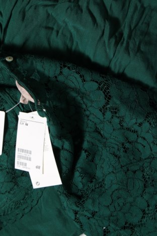 Damen Shirt H&M, Größe 3XL, Farbe Grün, Preis 15,84 €