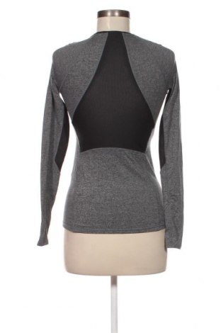 Дамска блуза H&M Sport, Размер XS, Цвят Черен, Цена 23,00 лв.