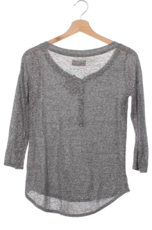 Γυναικεία μπλούζα Hollister, Μέγεθος XS, Χρώμα Γκρί, Τιμή 7,56 €