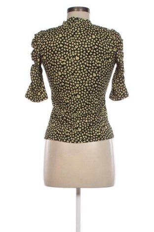 Γυναικεία μπλούζα Lindex, Μέγεθος XS, Χρώμα Πολύχρωμο, Τιμή 6,07 €