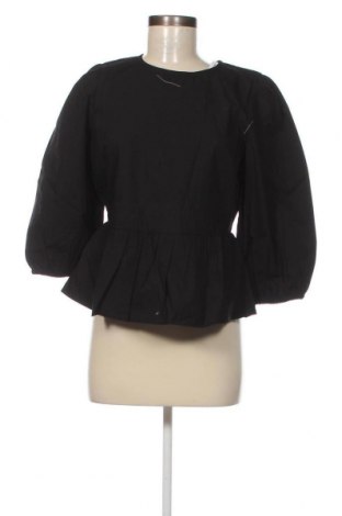 Дамска блуза Love Copenhagen, Размер S, Цвят Черен, Цена 61,20 лв.