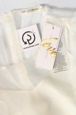 Damen Shirt Love Copenhagen, Größe M, Farbe Ecru, Preis 18,40 €