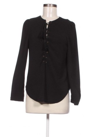 Дамска блуза Mila, Размер S, Цвят Черен, Цена 6,30 лв.