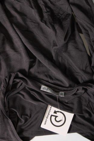 Γυναικεία μπλούζα Nile, Μέγεθος XS, Χρώμα Γκρί, Τιμή 22,92 €