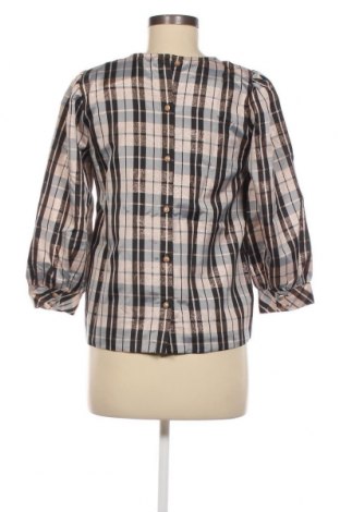 Дамска блуза Numph, Размер XS, Цвят Многоцветен, Цена 52,02 лв.