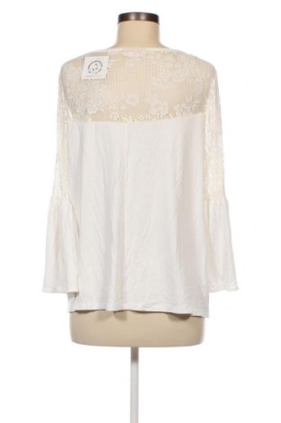Дамска блуза ONLY Carmakoma, Размер XL, Цвят Бял, Цена 18,00 лв.