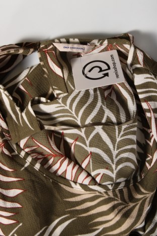Дамска блуза ONLY Carmakoma, Размер XXL, Цвят Многоцветен, Цена 10,80 лв.