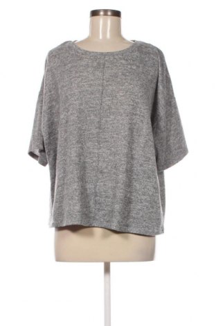 Дамска блуза Primark, Размер L, Цвят Сив, Цена 4,75 лв.