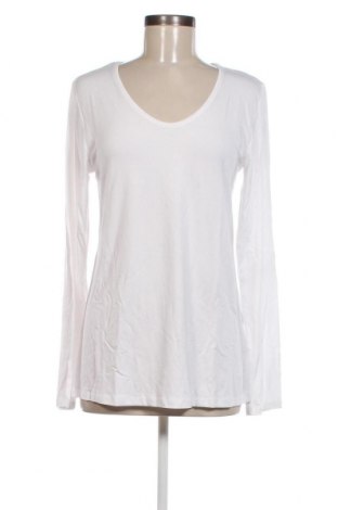 Дамска блуза Queen Mum, Размер XL, Цвят Бял, Цена 38,88 лв.