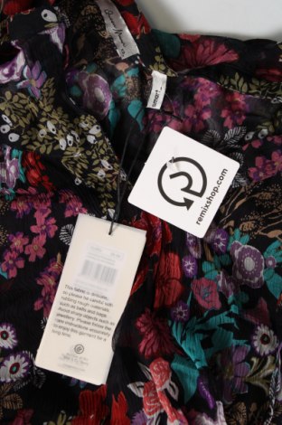 Дамска блуза Queen Mum, Размер XS, Цвят Многоцветен, Цена 22,32 лв.
