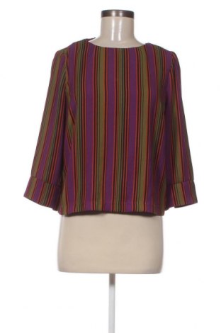 Γυναικεία μπλούζα Reserved, Μέγεθος M, Χρώμα Πολύχρωμο, Τιμή 5,12 €