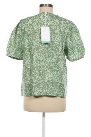 Дамска блуза Thought, Размер L, Цвят Зелен, Цена 51,00 лв.