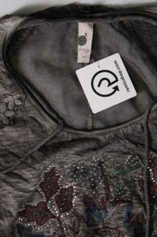Γυναικεία μπλούζα Tredy, Μέγεθος M, Χρώμα Γκρί, Τιμή 2,94 €