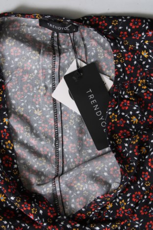 Γυναικεία μπλούζα Trendyol, Μέγεθος S, Χρώμα Πολύχρωμο, Τιμή 11,91 €
