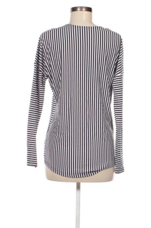Γυναικεία μπλούζα Uniqlo, Μέγεθος M, Χρώμα Πολύχρωμο, Τιμή 17,94 €