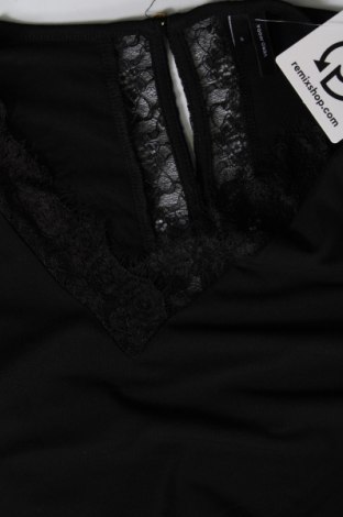 Дамска блуза Vero Moda, Размер S, Цвят Черен, Цена 6,48 лв.