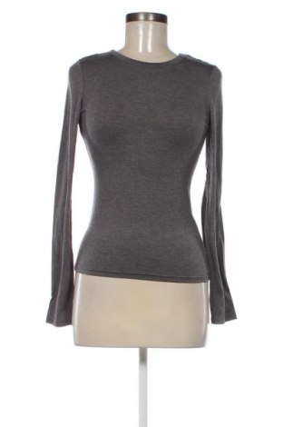 Дамска блуза Vert De Rage, Размер M, Цвят Сив, Цена 6,46 лв.