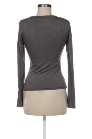 Дамска блуза Vert De Rage, Размер M, Цвят Сив, Цена 3,04 лв.