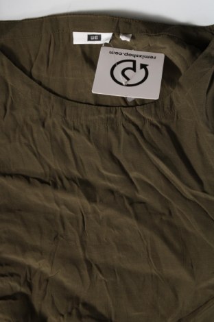 Дамска блуза WE, Размер M, Цвят Зелен, Цена 3,04 лв.