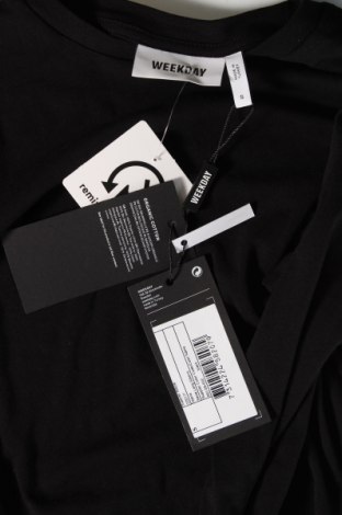 Дамска блуза Weekday, Размер S, Цвят Черен, Цена 22,00 лв.