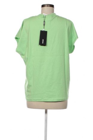 Дамска блуза Weekday, Размер S, Цвят Зелен, Цена 40,00 лв.