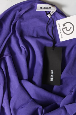 Γυναικεία μπλούζα Weekday, Μέγεθος XL, Χρώμα Βιολετί, Τιμή 3,09 €