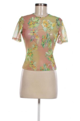 Дамска блуза Weekday, Размер S, Цвят Многоцветен, Цена 14,00 лв.