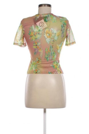 Damen Shirt Weekday, Größe S, Farbe Mehrfarbig, Preis 5,95 €