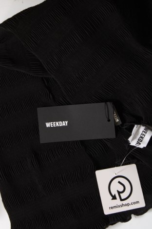Дамска блуза Weekday, Размер XS, Цвят Черен, Цена 35,00 лв.