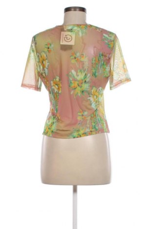 Damen Shirt Weekday, Größe L, Farbe Mehrfarbig, Preis 5,95 €