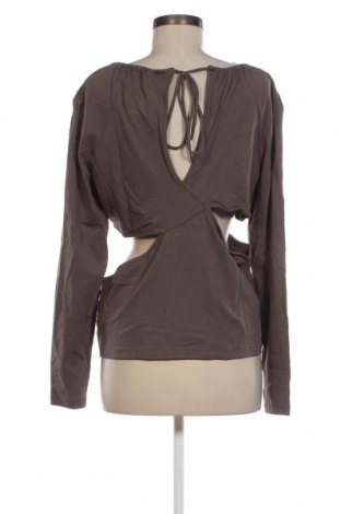 Дамска блуза Weekday, Размер XL, Цвят Кафяв, Цена 10,40 лв.