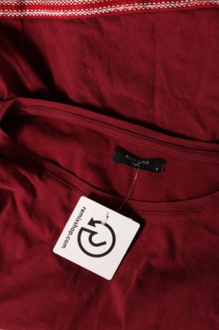 Γυναικεία μπλούζα Yfl Reserved, Μέγεθος S, Χρώμα Κόκκινο, Τιμή 5,19 €
