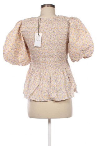 Дамска блуза mbyM, Размер L, Цвят Многоцветен, Цена 52,02 лв.