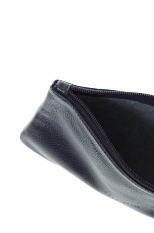 Γυναικεία τσάντα Coccinelle, Χρώμα Μπλέ, Τιμή 57,82 €
