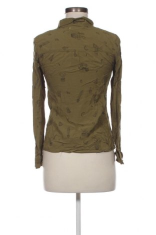 Γυναικείο πουκάμισο Pull&Bear, Μέγεθος S, Χρώμα Πράσινο, Τιμή 6,52 €