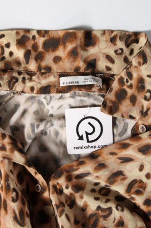Γυναικείο πουκάμισο Pull&Bear, Μέγεθος M, Χρώμα Πολύχρωμο, Τιμή 6,52 €