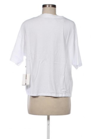 Дамска тениска DKNY, Размер S, Цвят Бял, Цена 68,00 лв.